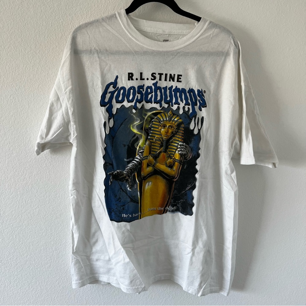 GOOSEBUMPS mummy tee NWOT